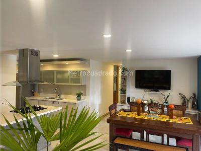 Apartamento de 3 alcobas en venta en Los Naranjos, Medellín, 225 m² · foto 12 de 20