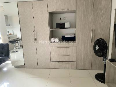 Apartaestudio en venta en El Diamante No. 2, Medellín, 32 m² · foto 11 de 14