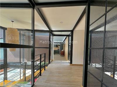 Casa de 3 alcobas en arriendo en Alto De Las Palmas, Envigado · foto 11 de 20