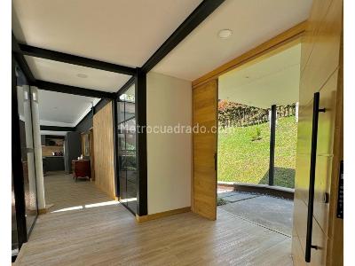 Casa de 3 alcobas en arriendo en Alto De Las Palmas, Envigado · foto 15 de 20