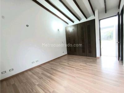 Casa de 5 alcobas en venta en Loma Del Escobero, Envigado, 400 m² · foto 15 de 20