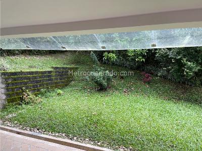 Casa de 3 alcobas en venta en El Esmeraldal, Envigado, 240 m² · foto 7 de 20