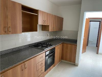 Casa de 3 alcobas en venta en El Esmeraldal, Envigado, 240 m² · foto 10 de 20