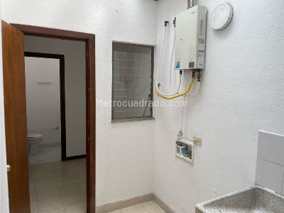 Casa de 3 alcobas en venta en El Esmeraldal, Envigado, 240 m² · foto 12 de 20