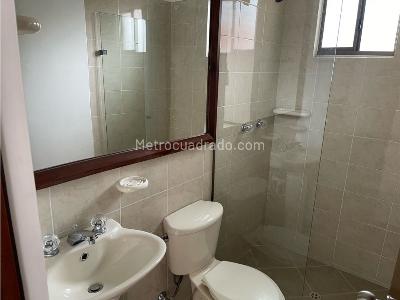 Casa de 3 alcobas en venta en El Esmeraldal, Envigado, 240 m² · foto 18 de 20