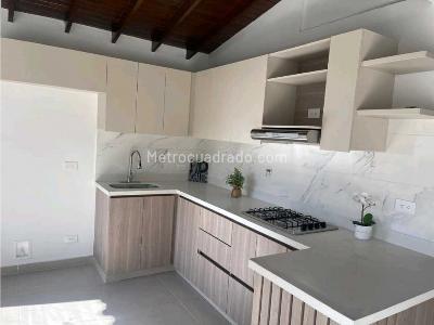 Apartamento de 3 alcobas en venta en Las Acacias, Medellín, 92 m² · foto 11 de 20