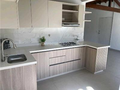 Apartamento de 3 alcobas en venta en Las Acacias, Medellín, 92 m² · foto 12 de 20