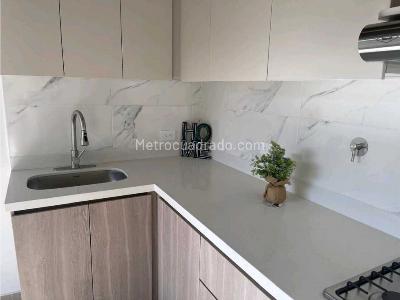Apartamento de 3 alcobas en venta en Las Acacias, Medellín, 92 m² · foto 14 de 20
