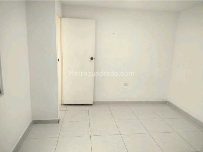Apartamento de 3 alcobas en venta en Girardot, Medellín, 121 m² · foto 14 de 16
