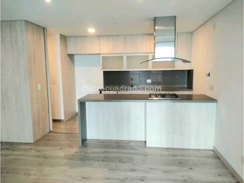 Hermoso Apartamento de 2 Alcobas en Altos del Poblado - 4