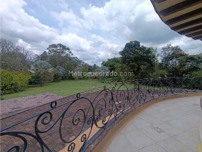 Casa de 5 alcobas en arriendo en Llanogrande, Rionegro, 800 m² · foto 6 de 20