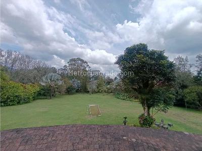 Casa de 5 alcobas en arriendo en Llanogrande, Rionegro, 800 m² · foto 8 de 20