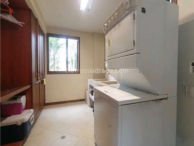 Casa de 5 alcobas en arriendo en Llanogrande, Rionegro, 800 m² · foto 12 de 20