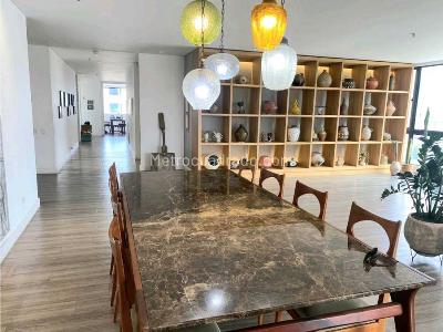 Apartamento de 3 alcobas en venta en Los Balsos, Medellín, 330 m² · foto 2 de 20