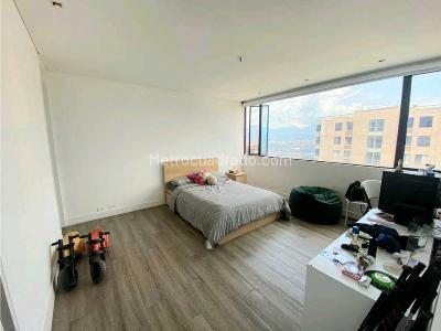Apartamento de 3 alcobas en venta en Los Balsos, Medellín, 330 m² · foto 18 de 20