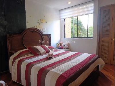 Apartamento de 3 alcobas en venta en La Florida, Medellín, 173 m² · foto 11 de 19