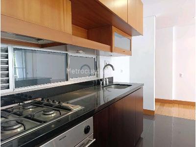 Apartaestudio en arriendo en Milla De Oro, Medellín, 84 m² · foto 11 de 20