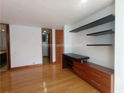 Apartaestudio en arriendo en Milla De Oro, Medellín, 84 m² · foto 15 de 20