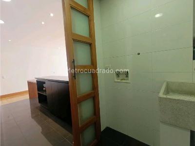 Apartaestudio en arriendo en Milla De Oro, Medellín, 84 m² · foto 16 de 20