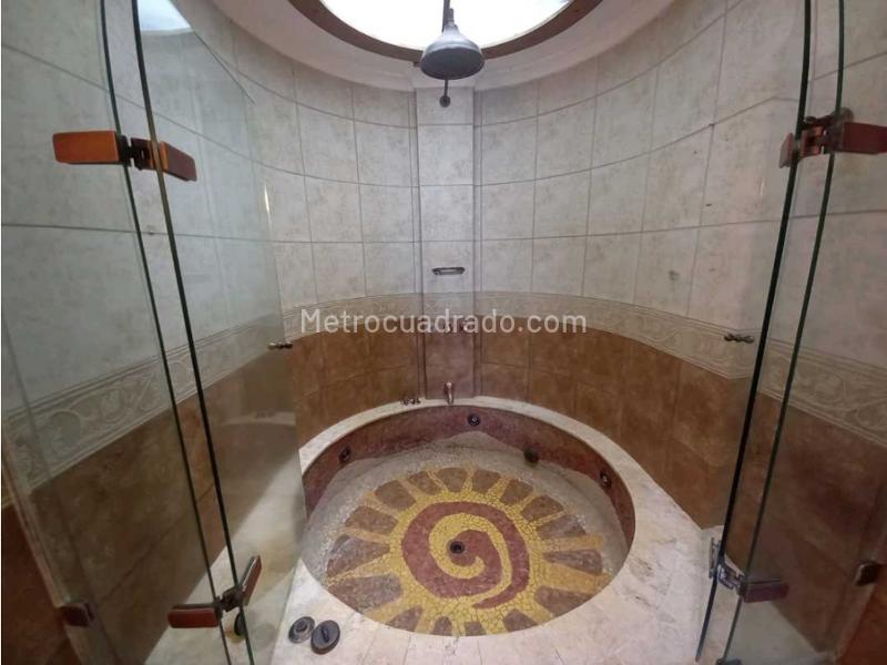 Duplex de 2 Alcobas con Terraza y Vista en Milla de Oro - 6