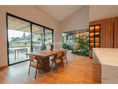 Casa de 4 alcobas en venta en El Retiro, Medellín · foto 13 de 20