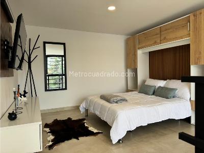 Apartaestudio en venta en Las Acacias, Medellín, 43 m² · foto 2 de 11
