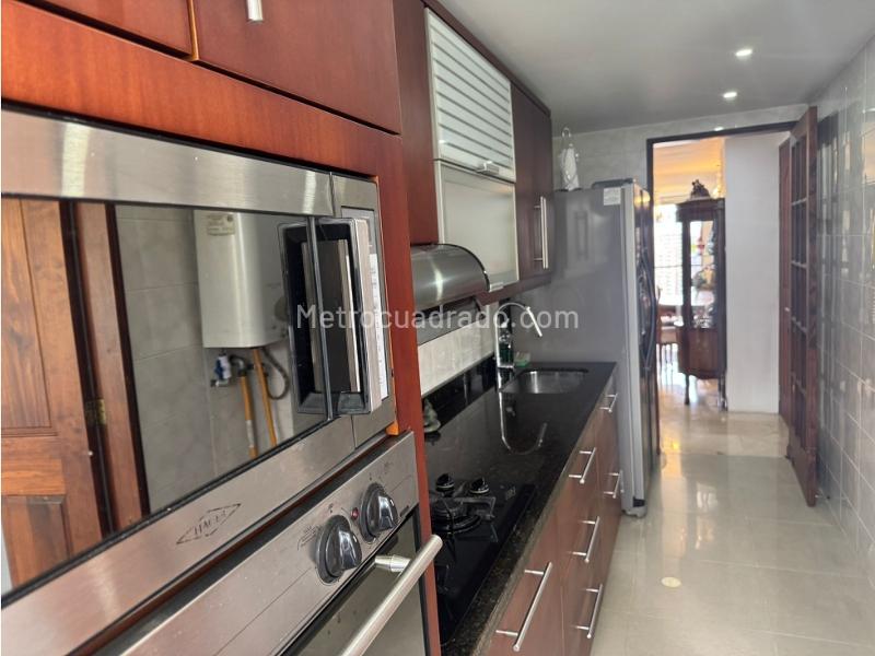 Apartamento Amplio de 3 Alcobas en Televida, El Poblado - 3