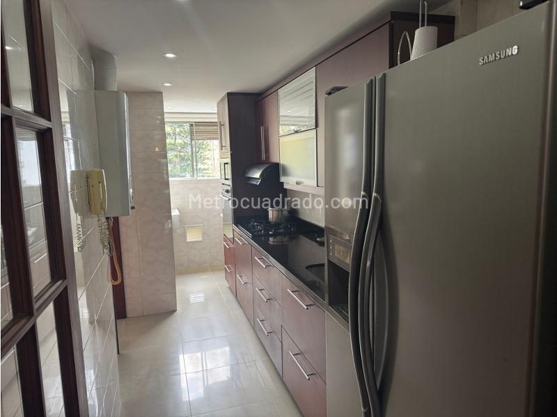 Apartamento Amplio de 3 Alcobas en Televida, El Poblado - 4