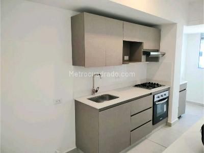 Apartamento de 3 alcobas en venta en Envigado, Envigado, 74 m² · foto 2 de 17