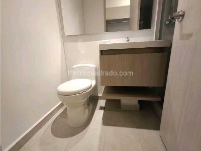 Apartamento de 3 alcobas en venta en Envigado, Envigado, 74 m² · foto 13 de 17