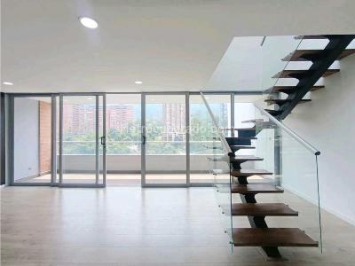 Apartamento de 3 alcobas en venta en Envigado, Envigado, 205 m² · foto 18 de 20
