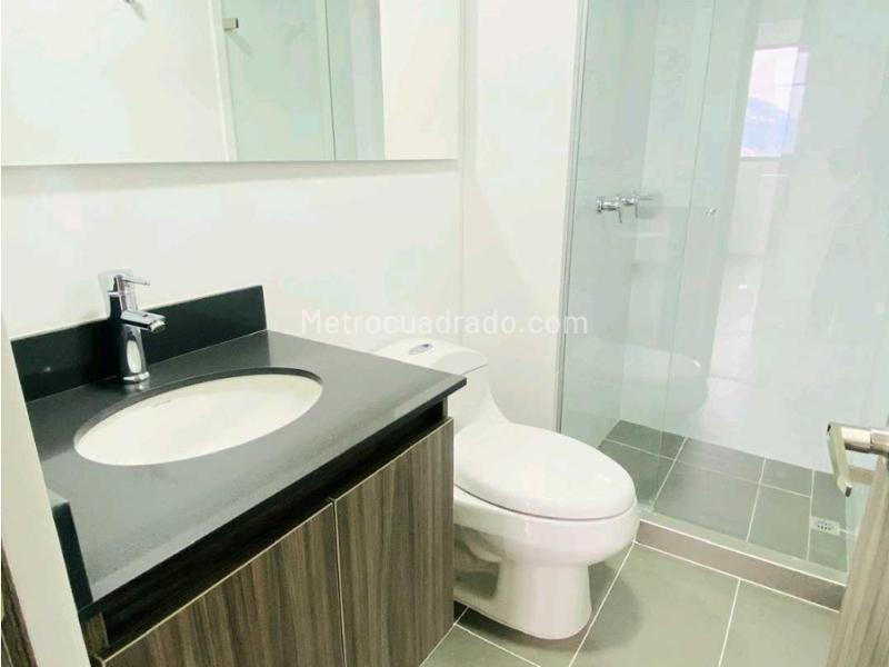 Apartamento de 3 alcobas en Las Palmas con balcón vista y piscina - 9