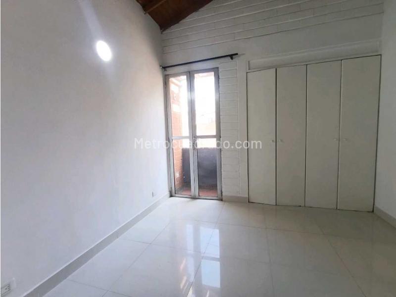 Charming 2BR House in Loma Del Indio - 8