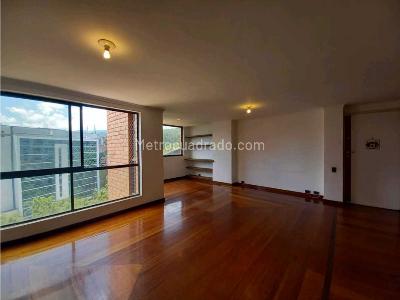 Apartamento de 2 alcobas en venta en Milla De Oro, Medellín, 183 m² · foto 10 de 20