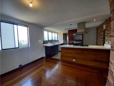 Apartamento de 2 alcobas en venta en Milla De Oro, Medellín, 183 m² · foto 12 de 20