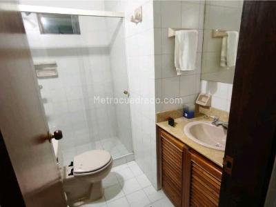 Casa de 3 alcobas en venta en San Lucas, Medellín, 195 m² · foto 16 de 20