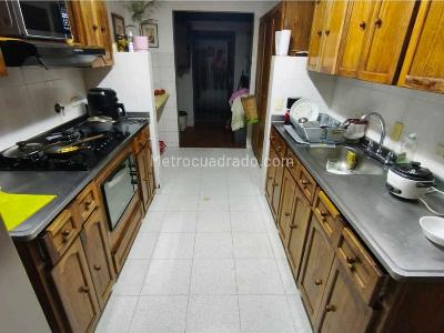 Casa de 3 alcobas en venta en San Lucas, Medellín, 195 m² · foto 5 de 20