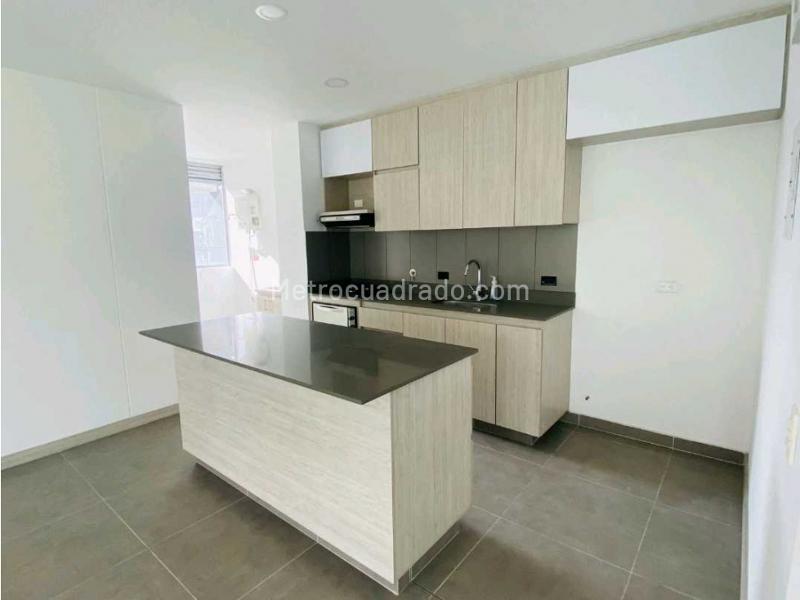 2BR Apartment in Loma Del Escobero (98 m²)