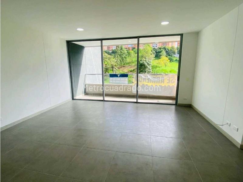 2BR Apartment in Loma Del Escobero (98 m²) - 4