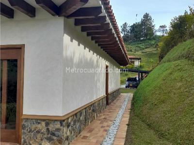 Casa de 3 alcobas en venta en Rionegro, Medellín · foto 9 de 18