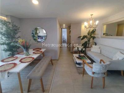 Apartamento de 3 alcobas en venta en Las Palmas, Medellín, 87 m² · foto 2 de 20