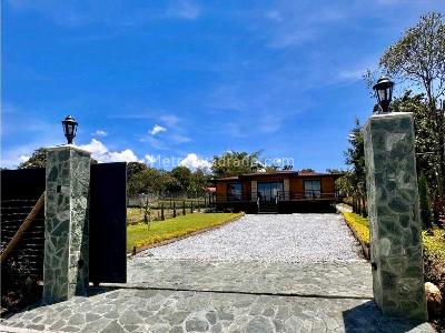 Casa de 4 alcobas en arriendo en Rionegro, Rionegro, 210 m² · foto 6 de 15