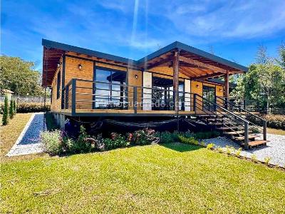 Casa de 4 alcobas en arriendo en Rionegro, Rionegro, 210 m² · foto 9 de 15