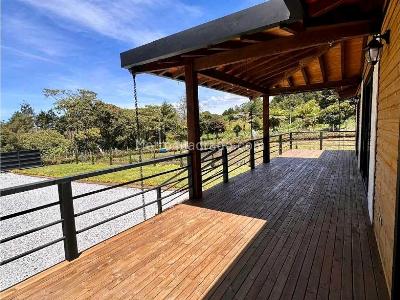 Casa de 4 alcobas en arriendo en Rionegro, Rionegro, 210 m² · foto 12 de 15