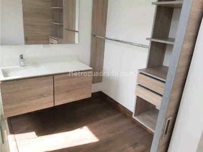 Apartaestudio en venta en San Lucas, Medellín, 74 m² · foto 13 de 16
