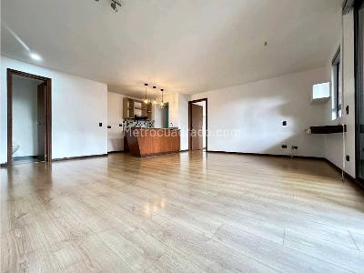 Apartaestudio en arriendo en El Tesoro, Medellín, 70 m² · foto 9 de 13