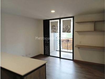 Apartamento de 2 alcobas en arriendo en Envigado, Envigado, 62 m² · foto 3 de 16