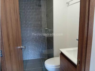 Apartamento de 2 alcobas en arriendo en Envigado, Envigado, 62 m² · foto 6 de 16
