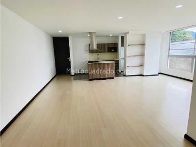 Apartamento de 3 alcobas en arriendo en Envigado, Envigado, 100 m² · foto 2 de 20