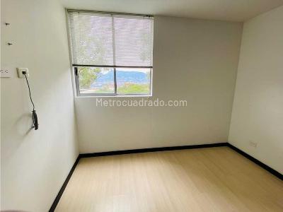 Apartamento de 3 alcobas en arriendo en Envigado, Envigado, 100 m² · foto 10 de 20